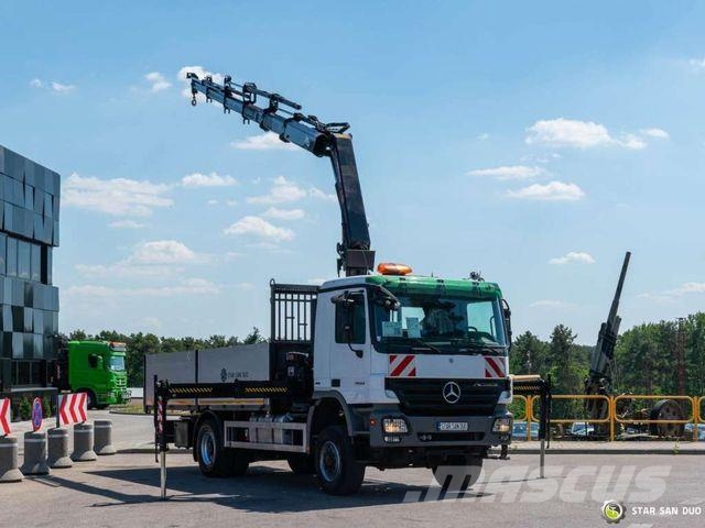 Mercedes-Benz Actrosr2044A 4x4 Hiab 211 EP-5 Crane Camiones grúa
