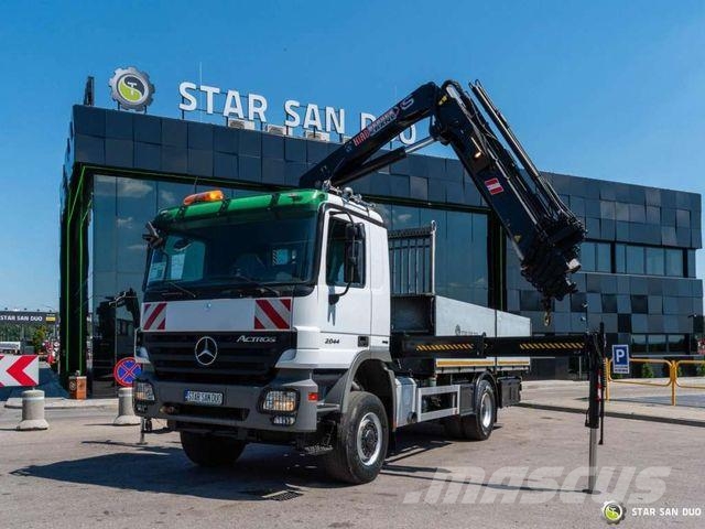 Mercedes-Benz Actrosr2044A 4x4 Hiab 211 EP-5 Crane Camiones grúa