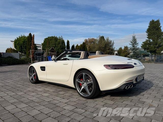 Mercedes-Benz AMG GT Roadster V8 6.3 AMG-Track-Pace/Sport-Sitz Automobili