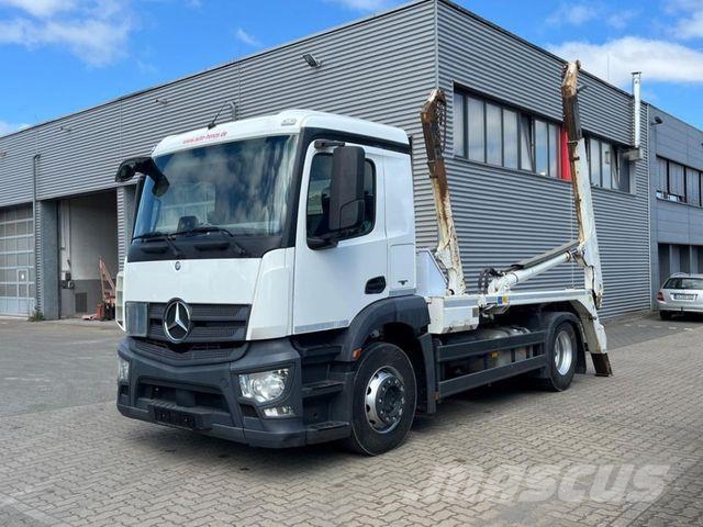 Mercedes-Benz Antos 1833 4x2 Absetzkipper Meiller, Funk Demontažnii kamioni za podizanje kabela