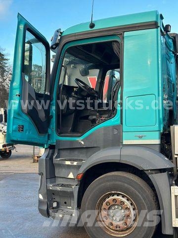 Mercedes-Benz Antos 1833 L 4x2 Palfinger/Funk/Kipper/Kadaver Loader cranes