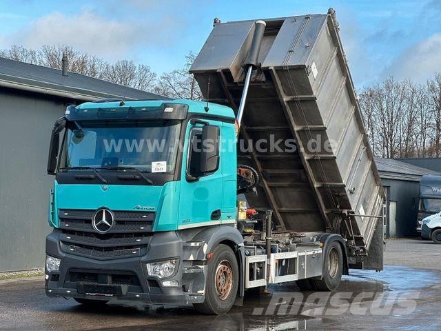 Mercedes-Benz Antos 1833 L 4x2 Palfinger/Funk/Kipper/Kadaver Loader cranes