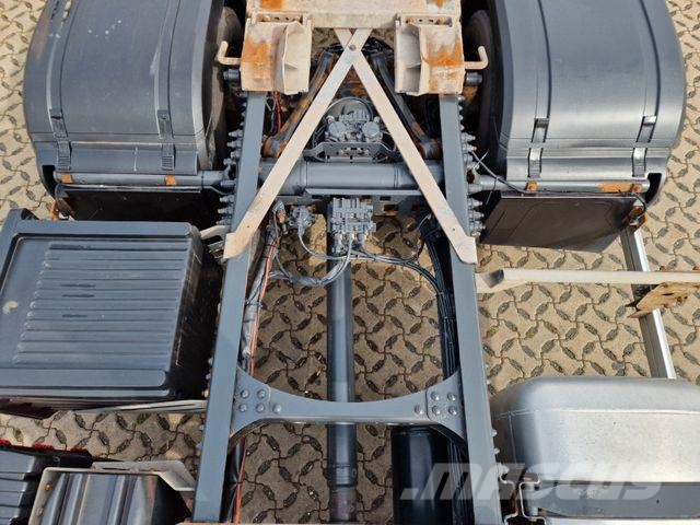 Mercedes-Benz Antos 1840 | Ladebordwand Camiones chasis