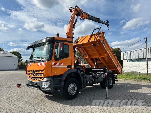 Mercedes-Benz Arocs 1824 / 4x2 BB / Atlas 88.3 + Funk Tippbil