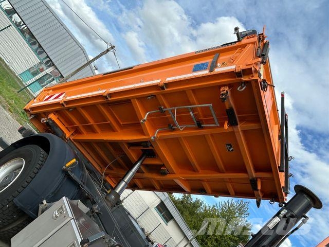 Mercedes-Benz Arocs 1824 / 4x2 BB / Atlas 88.3 + Funk Tippbil