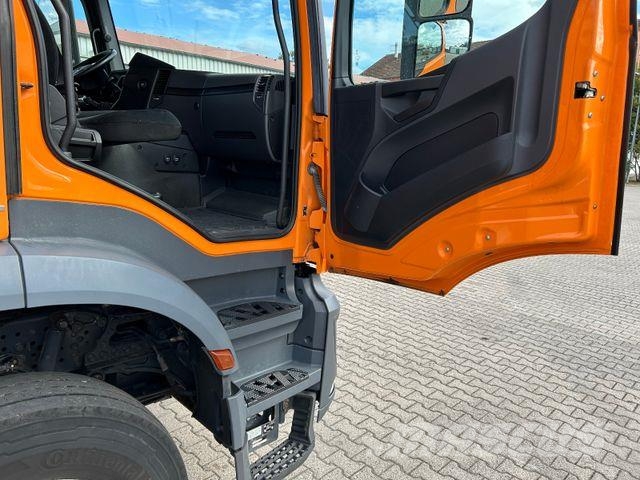 Mercedes-Benz Arocs 1824 / 4x2 BB / Atlas 88.3 + Funk Tippbil
