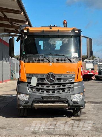Mercedes-Benz Arocs 1833K 4x2 Meiller-DSK mit Hiab Ladekran Kipper