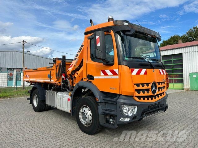 Mercedes-Benz Arocs 1824 / 4x2 BB / Atlas 88.3 + Funk Tippbil