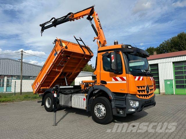 Mercedes-Benz Arocs 1824 / 4x2 BB / Atlas 88.3 + Funk Tippbil
