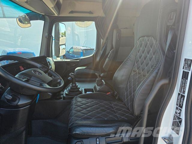 Mercedes-Benz Arocs 1827 A 4x4 LBW Tür+Treppe Schalter Camiones caja cerrada