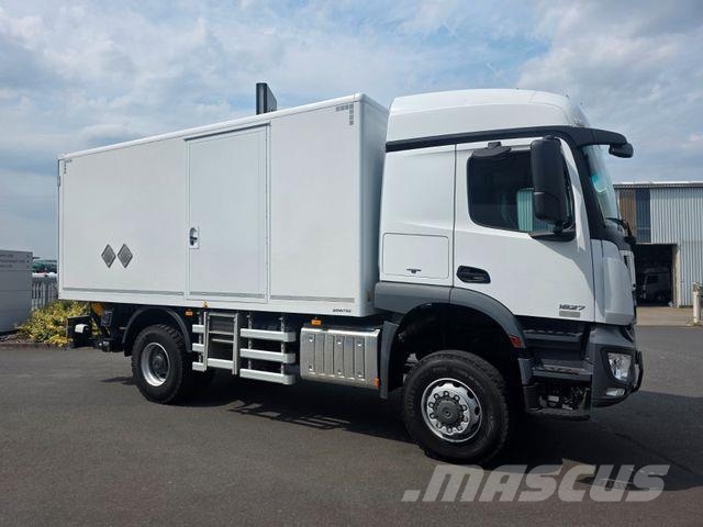 Mercedes-Benz Arocs 1827 A 4x4 LBW Tür+Treppe Schalter 2 Stück Camiones caja cerrada