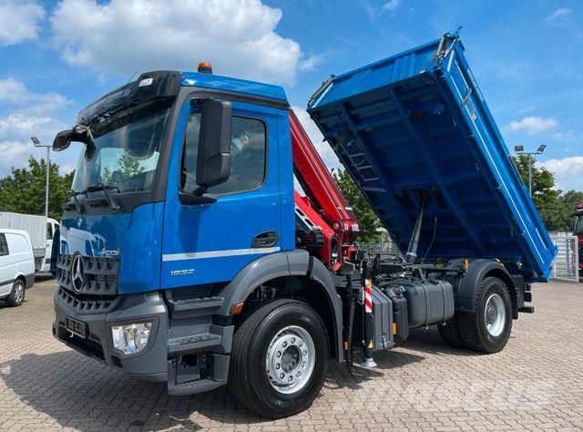 Mercedes-Benz Arocs 1832/ Fassi F 120+Funk/ 2xAHK/ AC/ Org. KM Camiones bañeras basculantes o volquetes