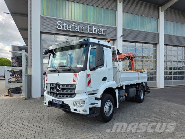 Mercedes-Benz Arocs 1835 KK Heckkran Atlas 126.3E-A3L Funk Savivarčių priekabų vilkikai
