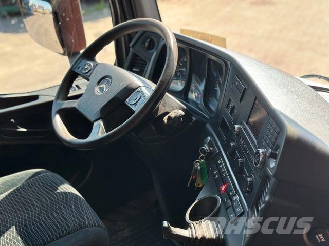 Mercedes-Benz Arocs 1845 4x2 BL MEILLER & HIAB 111 ES-2 7,4m Savivarčių priekabų vilkikai