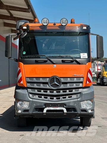 Mercedes-Benz Arocs 1845 4x2 BL MEILLER & HIAB 111 ES-2 7,4m Savivarčių priekabų vilkikai