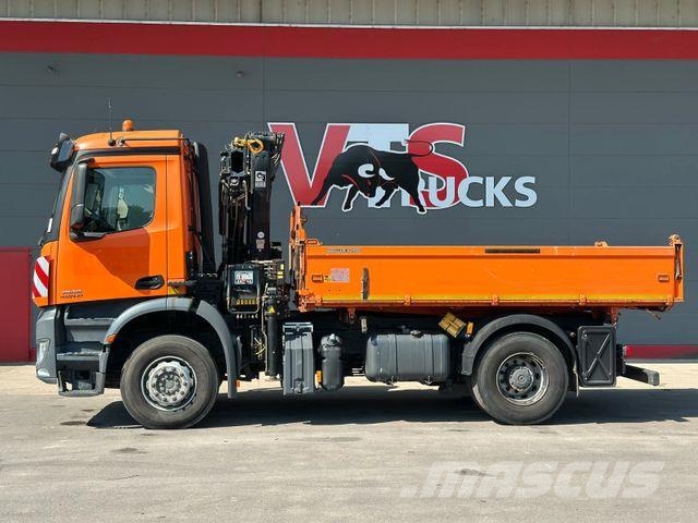 Mercedes-Benz Arocs 1845 4x2 BL MEILLER & HIAB 111 ES-2 7,4m Savivarčių priekabų vilkikai