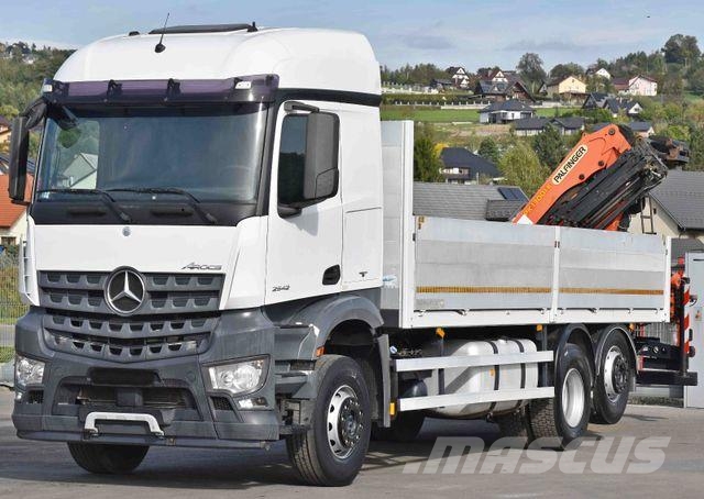 Mercedes-Benz AROCS 2542* PK 13001-K B* TOPZUSTAND Camiões grua