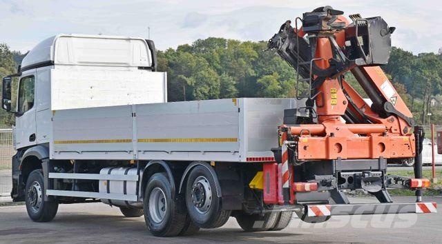 Mercedes-Benz AROCS 2542* PK 13001-K B* TOPZUSTAND Camiões grua