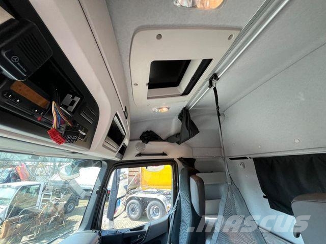 Mercedes-Benz Arocs 2545 6x4 HAD Pritsche Heckkran PK 41002 Madelautod