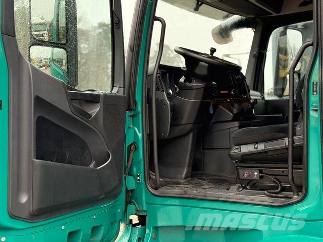 Mercedes-Benz Arocs 2546 BL 6x4HAD Palfinger LK Lenk/Lift Puuautot