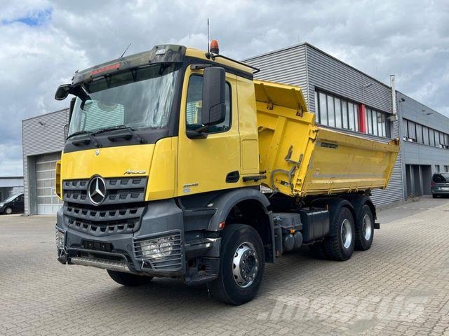 Mercedes-Benz Arocs 2648 6x4 3-Achs Kipper Meiller Savivarčių priekabų vilkikai