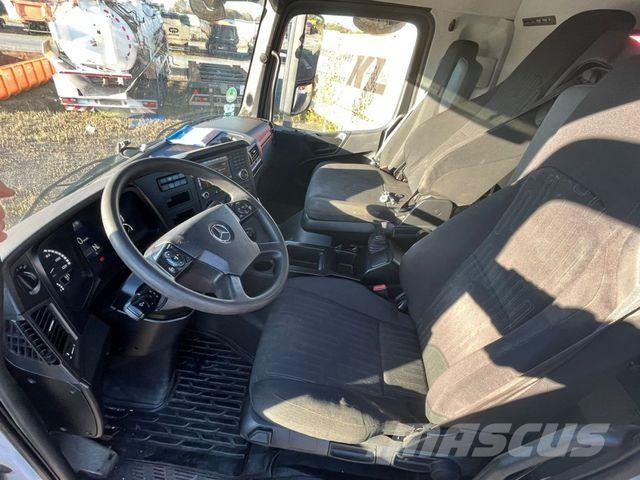 Mercedes-Benz Arocs 2646 6x4 Abrollkipper kz.Radstand 3900mm Konksliftveokid