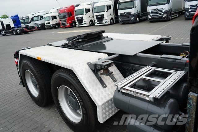 Mercedes-Benz AROCS / 2651 / 6 X 4 / FASSI F 455 / WYS. 14,6 M وحدات الجر