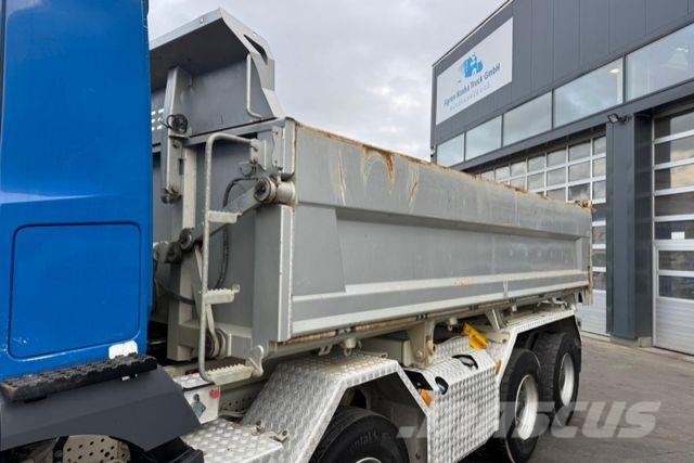 Mercedes-Benz Arocs 3246 8x4 Moser 3S Camiones bañeras basculantes o volquetes