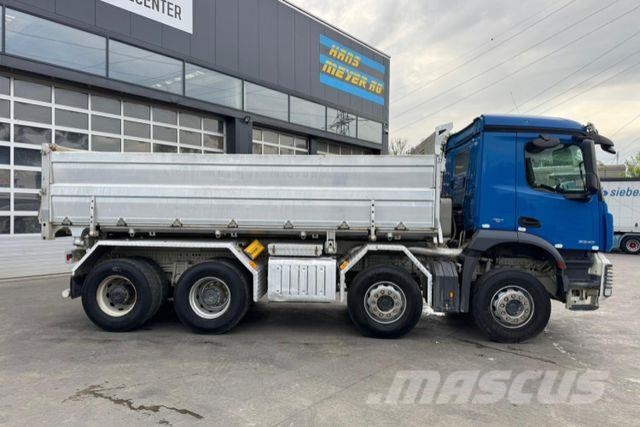 Mercedes-Benz Arocs 3246 8x4 Moser 3S Camiones bañeras basculantes o volquetes