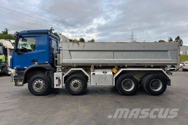 Mercedes-Benz Arocs 3246 8x4 Moser 3S Camiones bañeras basculantes o volquetes