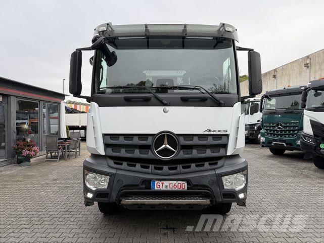 Mercedes-Benz Arocs 3246K 8X4 Meiller Kipper