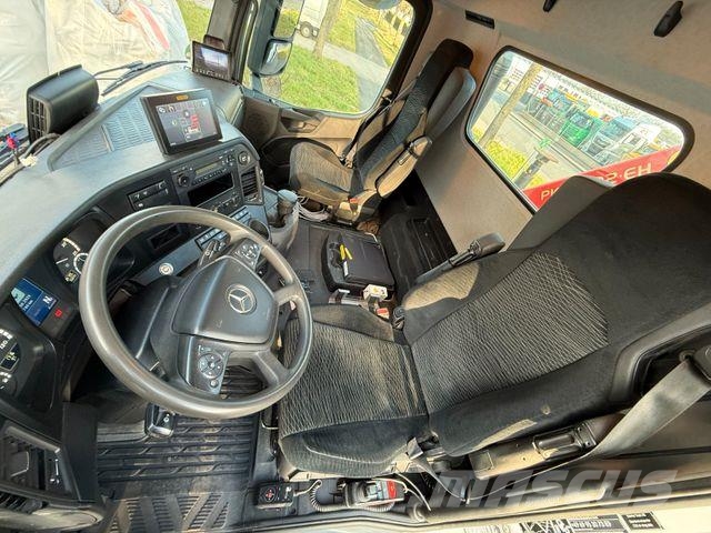 Mercedes-Benz Arocs 3251 - Kran - Abrollkipper - 8x4 شاحنات الرافعات الخطافية