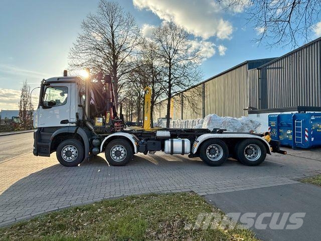 Mercedes-Benz Arocs 3251 - Kran - Abrollkipper - 8x4 شاحنات الرافعات الخطافية