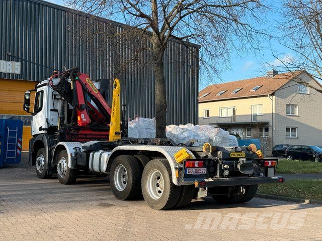 Mercedes-Benz Arocs 3251 - Kran - Abrollkipper - 8x4 شاحنات الرافعات الخطافية