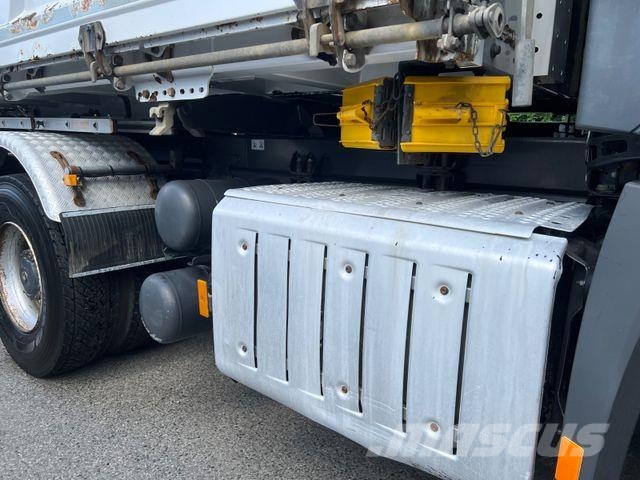 Mercedes-Benz Arocs 3352 BB Dreiseitenkipper Bordmatik Lastbiler med tip
