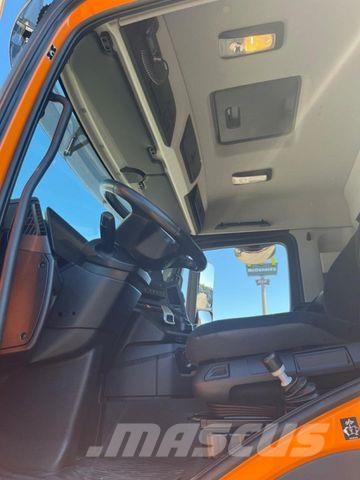 Mercedes-Benz Arocs 4145 8x4 4 Achs Muldenkipper hydr.H-Klappe Bañeras basculantes usadas