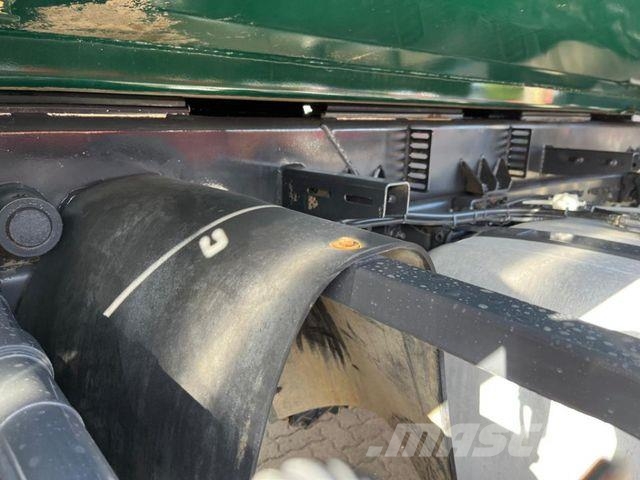 Mercedes-Benz Arocs 4145 8x8 4 Achs Muldenkipper Meiller Bañeras basculantes usadas