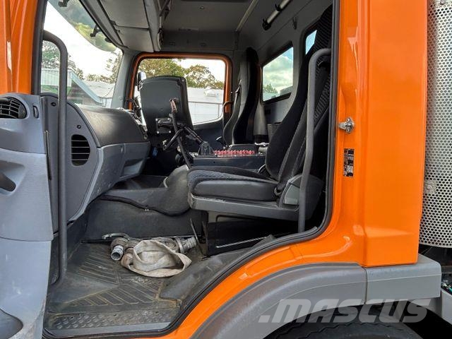 Mercedes-Benz Atego 1324 / Bucher CityFant 6000 Camiões varredores