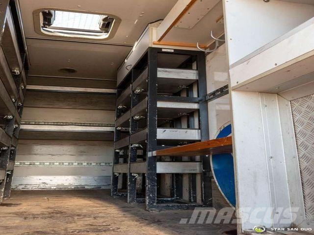 Mercedes-Benz Atego 1226 4x4 mobile workshop chassis Camiones chasis