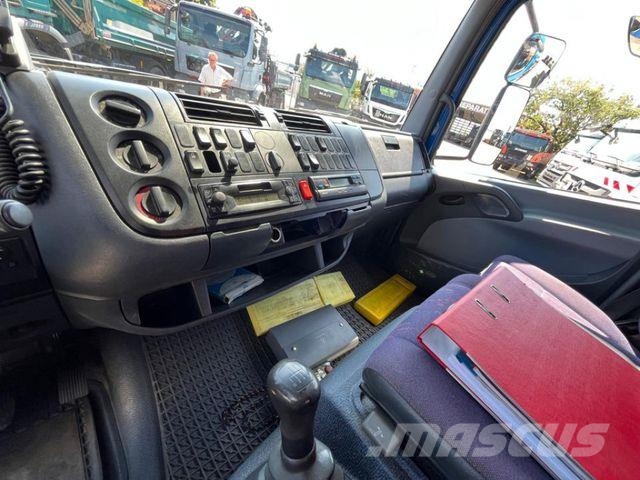 Mercedes-Benz Atego 1218 L Pritsche Kran Verschiebepl.+Brille Camiones grúa