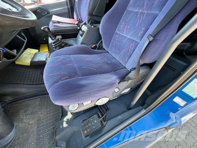 Mercedes-Benz Atego 1218 L Pritsche Kran Verschiebepl.+Brille Camiones grúa