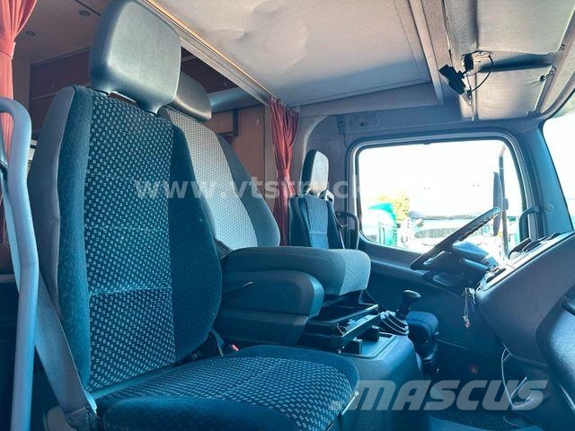 Mercedes-Benz Atego 1218L Pferdetransporter mit Wohnabteil Animal transport trucks