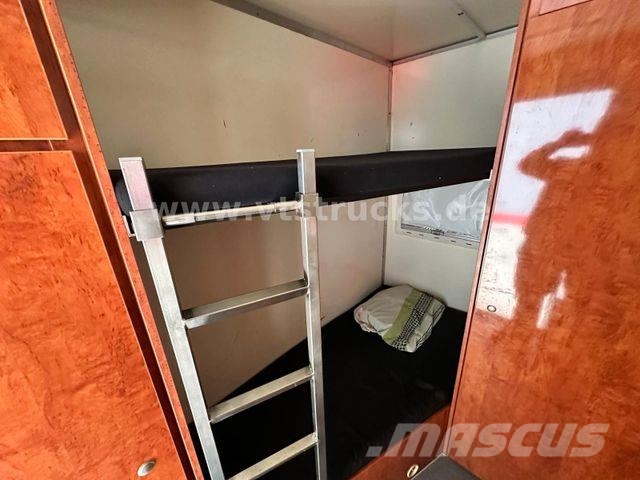 Mercedes-Benz Atego 1218L Pferdetransporter + Gimmel Anh. شاحنات نقل الحيوانات