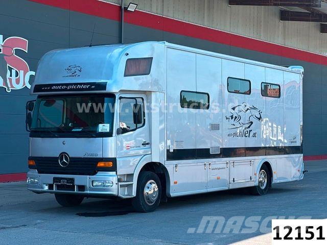 Mercedes-Benz Atego 1218L Pferdetransporter mit Wohnabteil Animal transport trucks