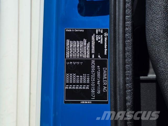 Mercedes-Benz Atego 1221 / Ladebordwand Camiones caja cerrada