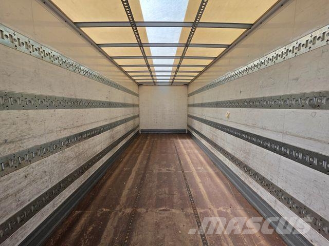 Mercedes-Benz Atego 1221 / Ladebordwand Camiones caja cerrada