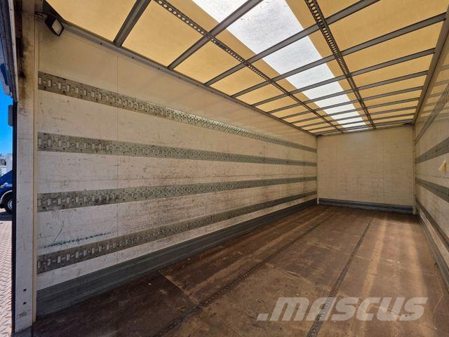 Mercedes-Benz Atego 1221 / Ladebordwand Camiones caja cerrada