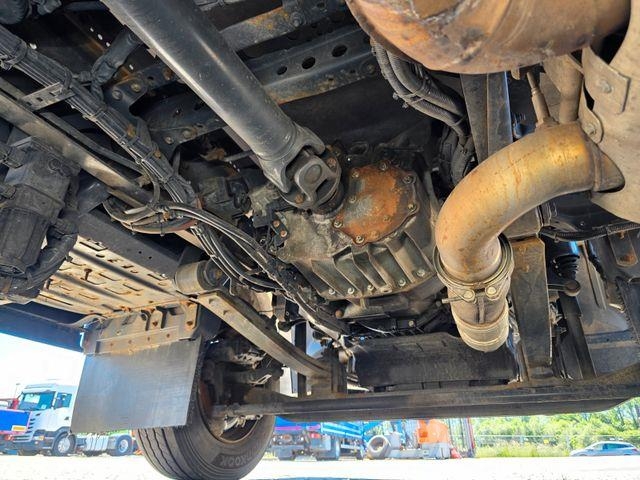 Mercedes-Benz Atego 1221 / Ladebordwand Camiones caja cerrada