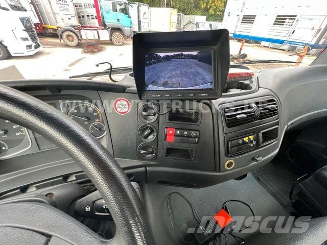 Mercedes-Benz Atego 1223 4x2 Böcker-Dachdeckerkran Vlakke laadvloer met kraan
