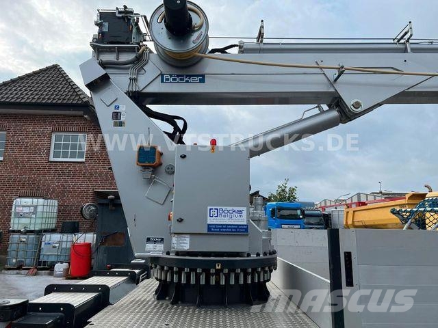 Mercedes-Benz Atego 1223 4x2 Böcker-Dachdeckerkran Vlakke laadvloer met kraan